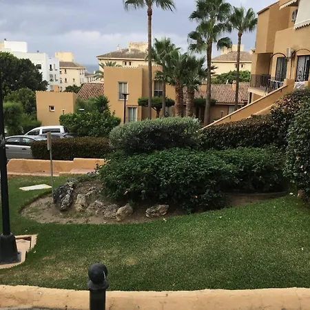 Apartmento En Playa Del Cristo * Estepona
